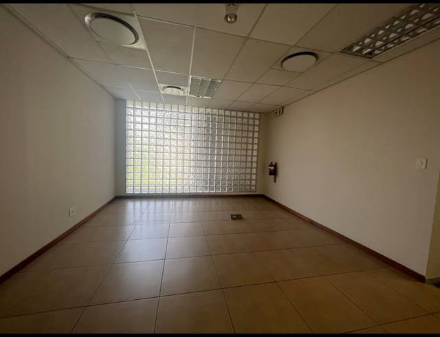 855M² OFFICE TO LET IN ILLOVO